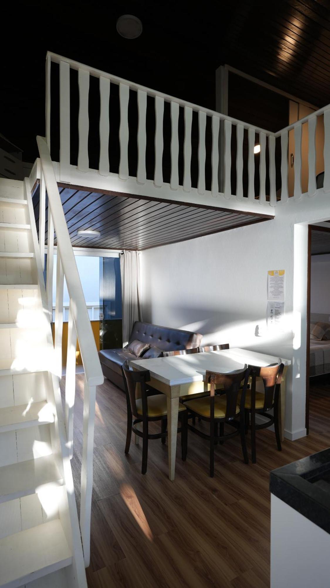 Inn Areia Cristal Bombinhas